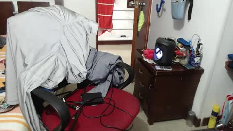 Snapshot of fvckhorneyguy chatting on 19, 5, 2026 andrew online show from 19, 5, 2026