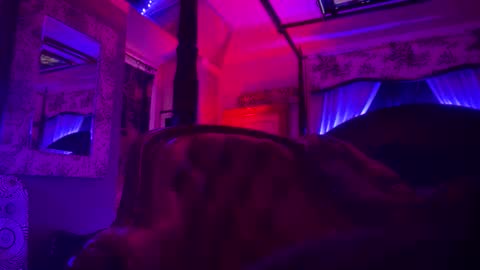 fvvkboyy online show from 9, 11, 2025