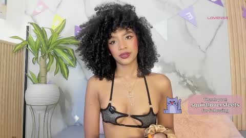   Independent model online show from 8, 4, 2026