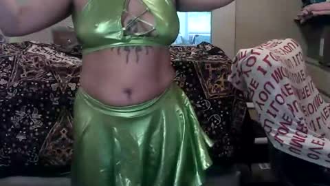 noturfae online show from 20, 4, 2026