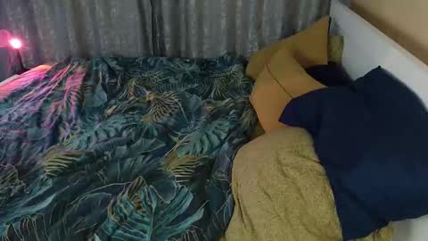 Ian online show from 6, 10, 2025