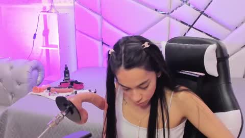 Snapshot of gabbieskinny chatting on 16, 6, 2026 gabbieskinny online show from 16, 6, 2026