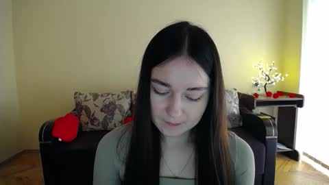 Jaklin online show from 8, 5, 2026