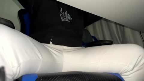 Snapshot of gabeitches16 chatting on 17, 12, 2024 Gabeitches16 online show from 17, 12, 2024