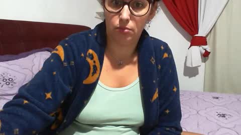 gaby  layla online show from 2, 5, 2026