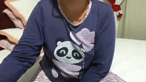 gaby  layla online show from 8, 5, 2026