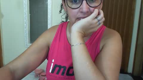 gaby  layla online show from 5, 6, 2026