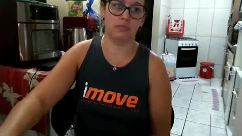 gaby  layla online show from 9, 6, 2026