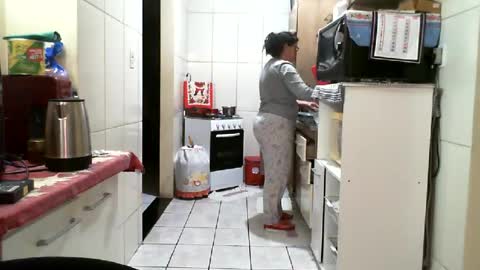 gaby  layla online show from 14, 6, 2026