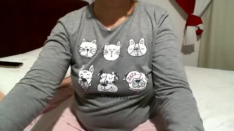 gaby  layla online show from 15, 7, 2026