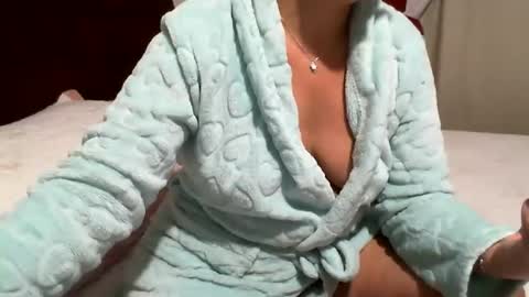 gaby  layla online show from 19, 7, 2026