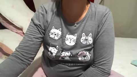 gaby  layla online show from 22, 7, 2026