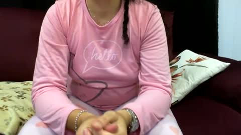 gaby  layla online show from 30, 7, 2026