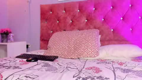 GABRIELA  online show from 30, 4, 2026