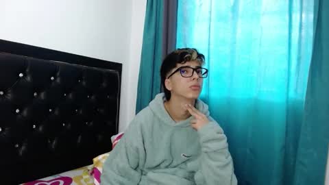 gabriel_x18 online show from 5, 3, 2026