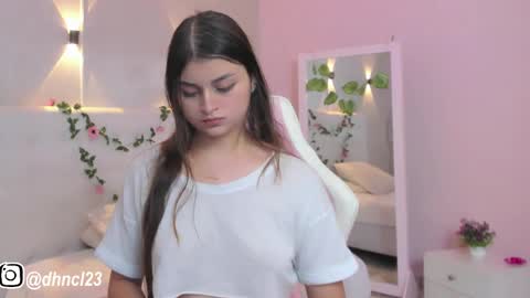 Gabriella online show from 4, 3, 2025