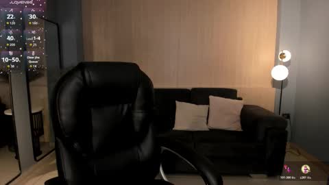 Gabriella Lee online show from 28, 10, 2025