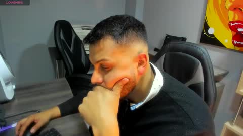 Snapshot of gaby_n_mike chatting on 19, 12, 2025 Gaby And Myke online show from 19, 12, 2025