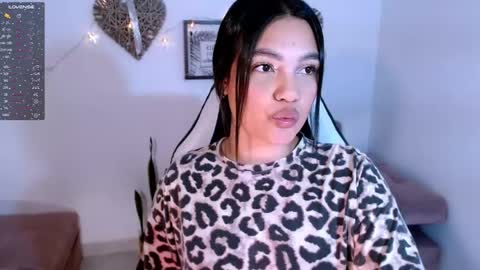 My name is Gabriela.. nice to meet you thumbs up please its very important to me online show from 6, 5, 2026
