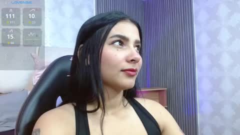 Snapshot of gaby_tay1 chatting on 3, 11, 2025 Gaby online show from 3, 11, 2025