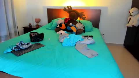 Snapshot of gabybuttler1 chatting on 27, 2, 2025 Gabybuttler online show from 27, 2, 2025