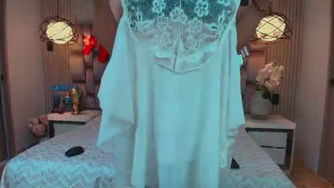 Snapshot of gabyevans4 chatting on 20, 6, 2026 GabyEvans online show from 20, 6, 2026