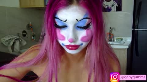 gabygumms online show from 27, 10, 2025