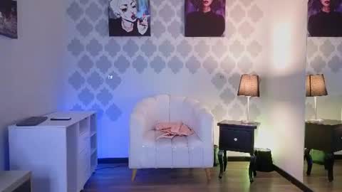 Snapshot of gabypetit chatting on 17, 7, 2026 Gaby online show from 17, 7, 2026