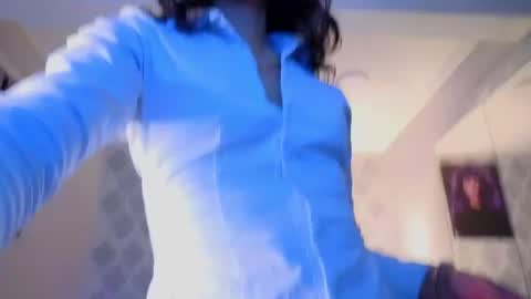 Snapshot of gabypetit chatting on 28, 7, 2026 Gaby online show from 28, 7, 2026