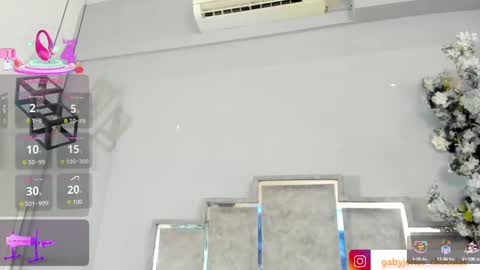 gabyyjones online show from 17, 9, 2025