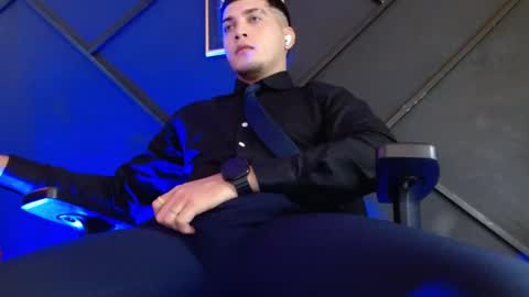 gael_williams3 online show from 18, 2, 2025