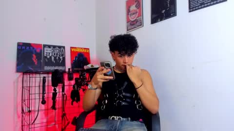 Snapshot of gaeloconner chatting on 23, 2, 2025 Gael Conner online show from 23, 2, 2025