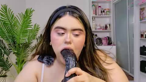 Snapshot of gaia_01_ chatting on 2, 3, 2026 Gaia online show from 2, 3, 2026