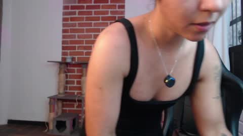 Lenna 3 online show from 9, 5, 2026