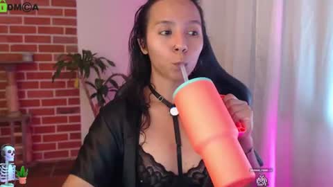 Lenna 3 online show from 5, 8, 2026