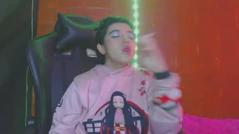 Kate 3 online show from 8, 1, 2025