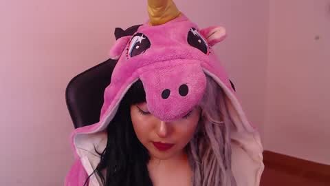 Kate 3 online show from 24, 9, 2025