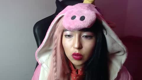 Kate 3 online show from 28, 9, 2025