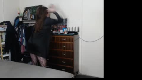 HOT  online show from 30, 5, 2026
