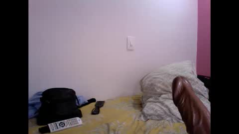 Snapshot of gatubelahotxxx chatting on 29, 12, 2024 gatubelahotxxx online show from 29, 12, 2024