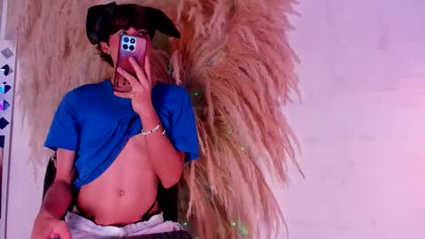 Snapshot of gaze_dream chatting on 5, 3, 2026 HAN online show from 5, 3, 2026