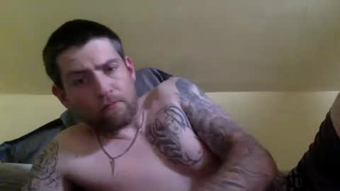 Snapshot of gclip101mz chatting on 1, 11, 2025 Dkdaddybaby online show from 1, 11, 2025