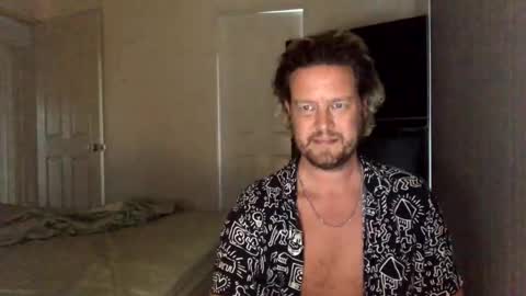 Snapshot of gcsurfer81 chatting on 12, 12, 2024 gcsurfer81 online show from 12, 12, 2024