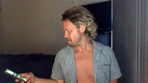 Snapshot of gcsurfer81 chatting on 26, 2, 2025 gcsurfer81 online show from 26, 2, 2025