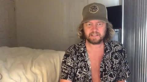 Snapshot of gcsurfer81 chatting on 29, 9, 2025 gcsurfer81 online show from 29, 9, 2025