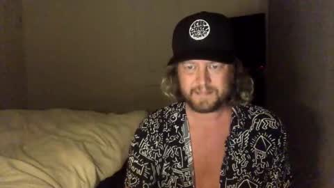 Snapshot of gcsurfer81 chatting on 3, 10, 2025 gcsurfer81 online show from 3, 10, 2025