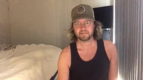 Snapshot of gcsurfer81 chatting on 5, 10, 2025 gcsurfer81 online show from 5, 10, 2025