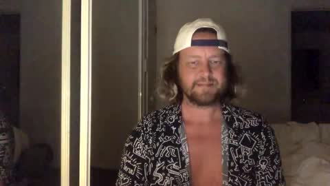 Snapshot of gcsurfer81 chatting on 24, 10, 2025 gcsurfer81 online show from 24, 10, 2025