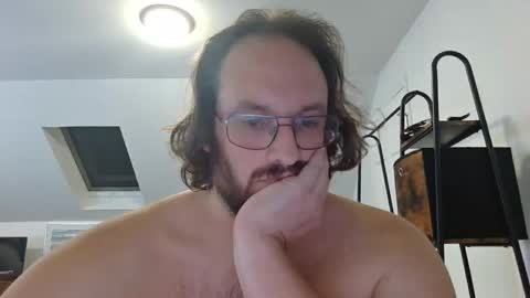 Girthy online show from 26, 10, 2025