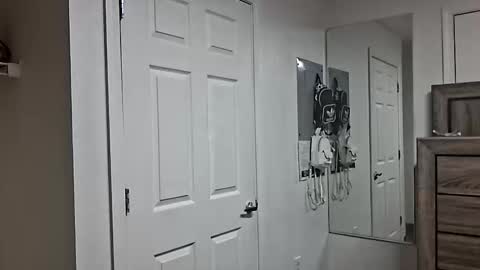 Snapshot of geekedoutlabs chatting on 23, 9, 2025 Zanecubano online show from 23, 9, 2025